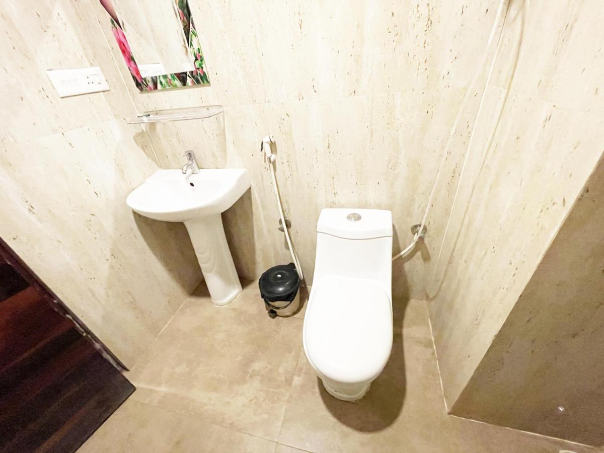 Shree Ganesh Hotel Пури Экстерьер фото